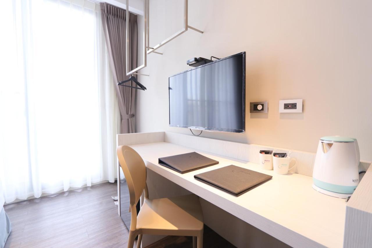 Hotel Hesper HSR Taichung Exterior foto
