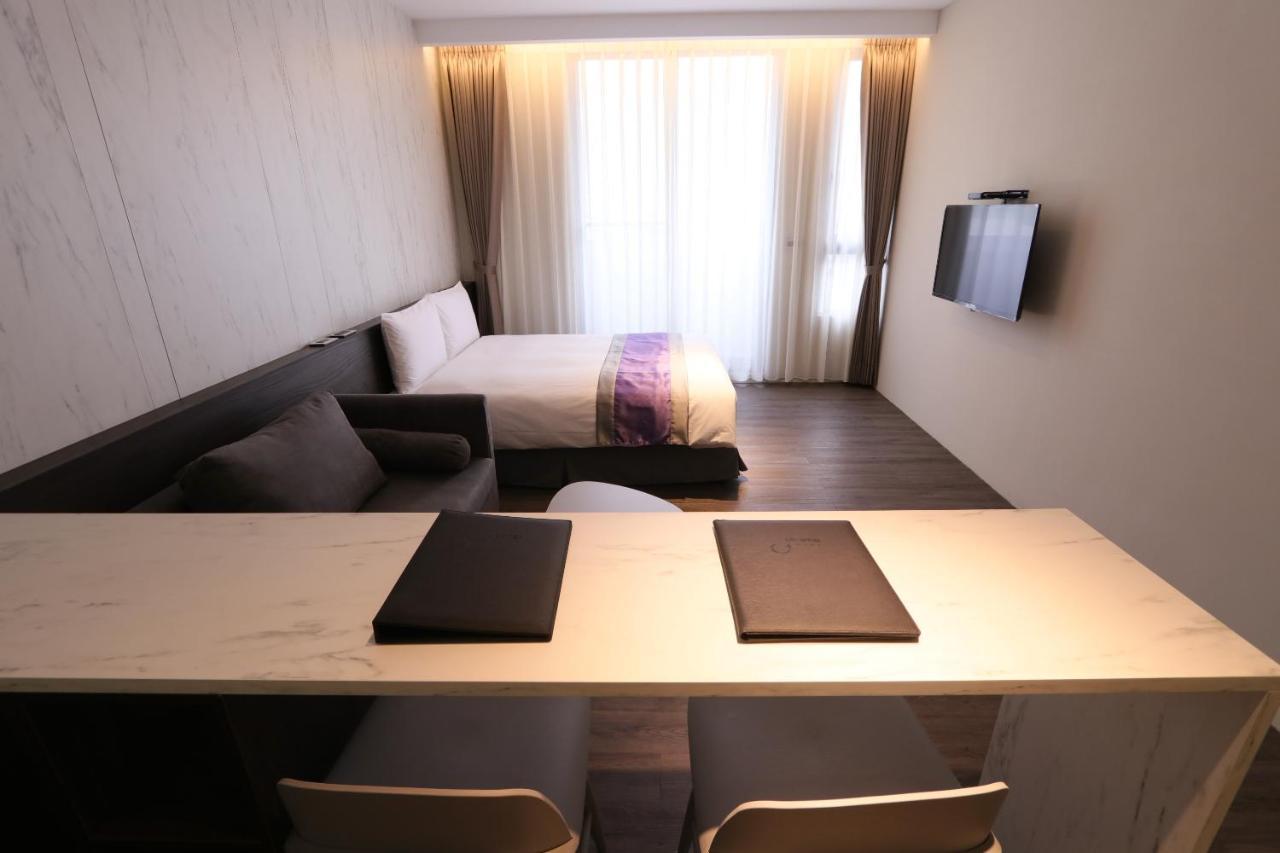 Hotel Hesper HSR Taichung Exterior foto