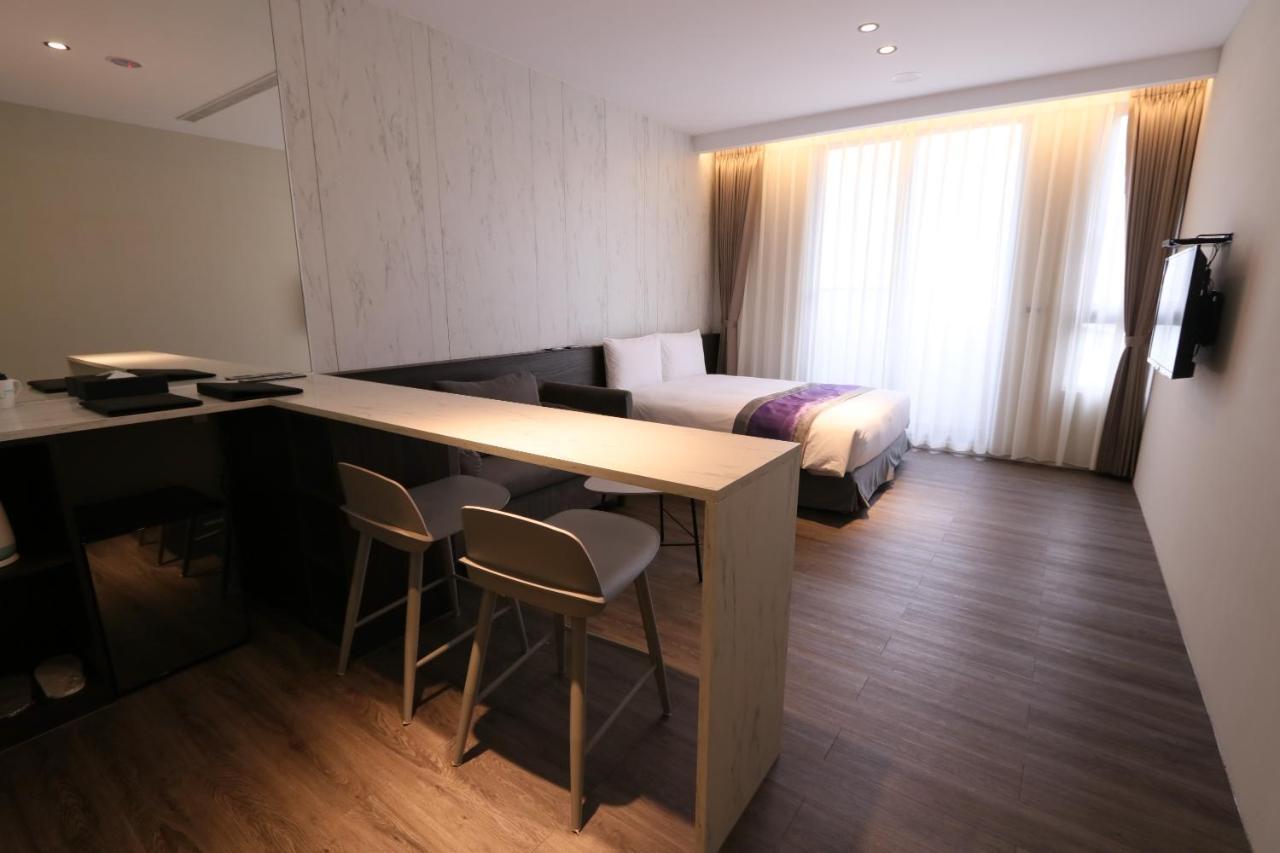 Hotel Hesper HSR Taichung Exterior foto